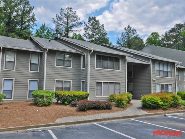 Park At Peachtree Corners Apartments Norcross Ga Walk Score Park At Peachtree Corners Apartments Photo 1