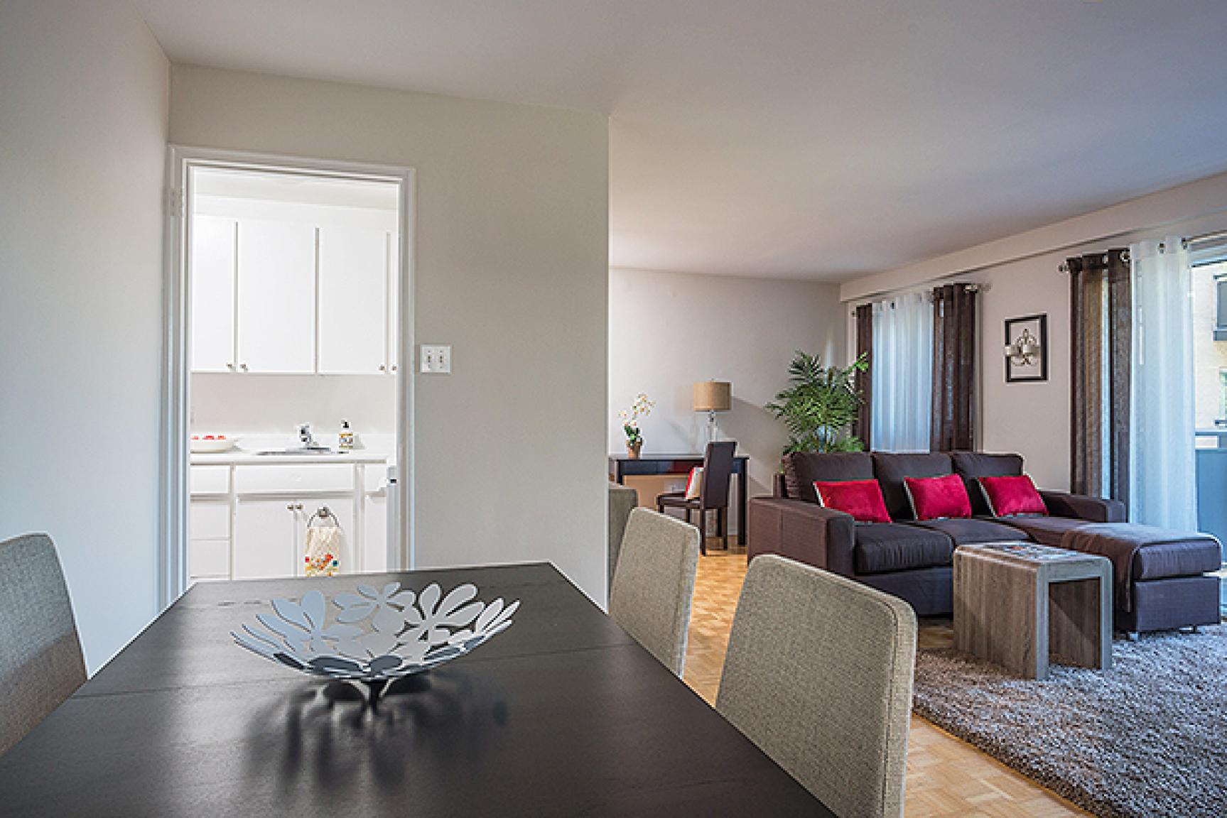 The Rockcliffe Arms, Ottawa ON Walk Score