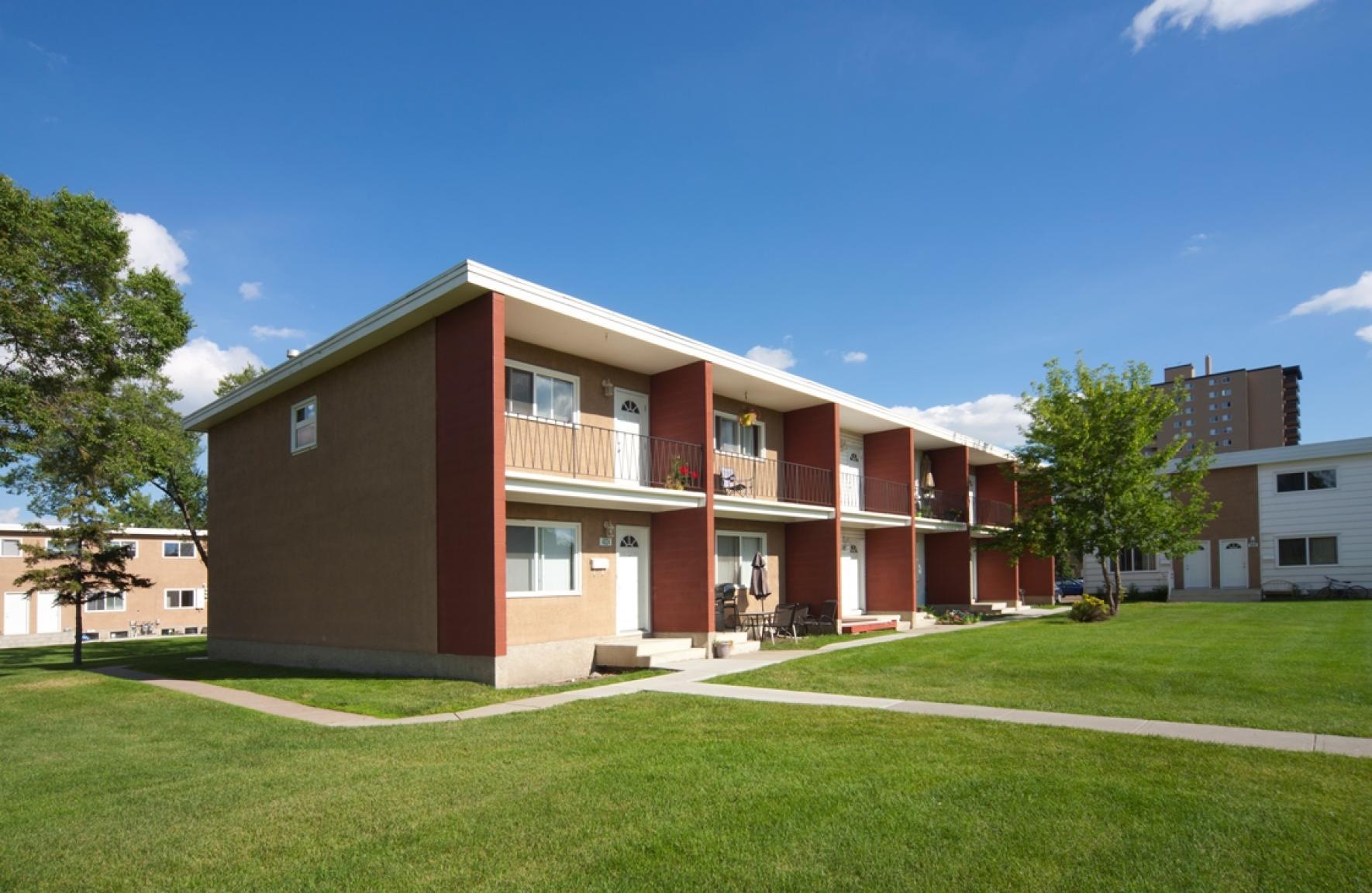 Pleasantview Townhomes Apartments, Edmonton AB Walk Score