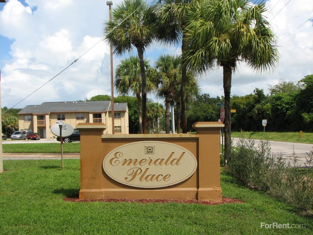 Emerald Place Apartments, Titusville FL Walk Score