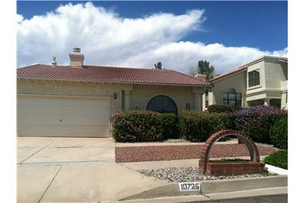 Beautiful 3 bed Home in NE Heights - Albuquerque 3 bedroom, 2 bath home in far NE Heights (Juan Tabo & Eubank area)