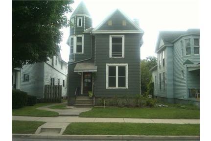 3 Bedroom Downstairs Apartment for Rent - Fort Wayne You must see the inside of this beautiful upstairs apartment to appreciate