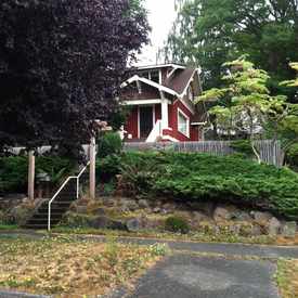 Photo of GLENN WAY SW & 46TH AVE SW