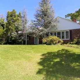 Photo of 801 S Newton Lake Dr