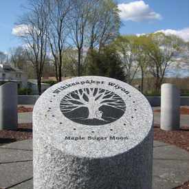 Photo of Uncas Monument