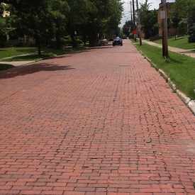 Photo of W 98TH ST & MADISON AV