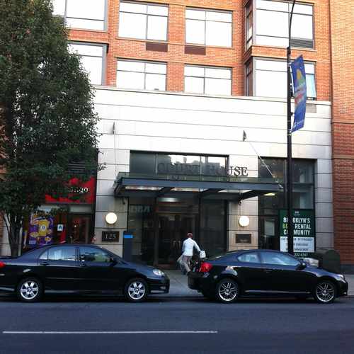 photo of Court House Apartments at 125 Court Street Brooklyn NY 11201