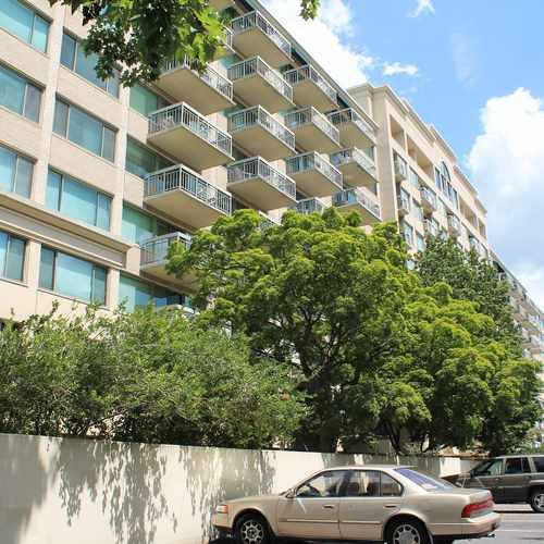 photo of Whitley Park Terrace at Capital Beltway Bethesda MD 20814
