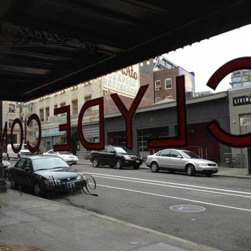 photo of Clyde Common at 498 SW 11th Ave Portland OR 97205