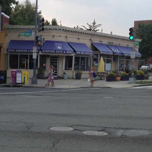 photo of Windows Cafe & Market at 124 Thomas Street Northwest Washington DC 20001