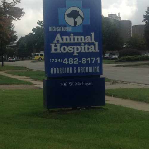photo of Michigan Avenue Animal Hospital at 706 West Michigan Avenue Ypsilanti MI 48197