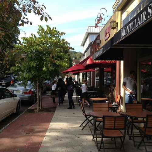 photo of Tinga Fresh Mexican & Bar B Q at 590 Valley Road Montclair NJ 07043