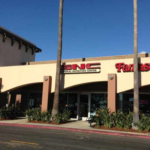 photo of GNC at 7675 Carson Boulevard Long Beach CA 90808