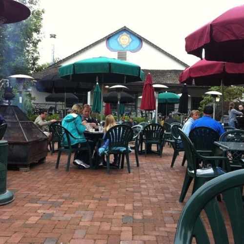 photo of McMenamins Power Station Pub at 2343-2345 Southeast Yamhill Street Portland OR 97214