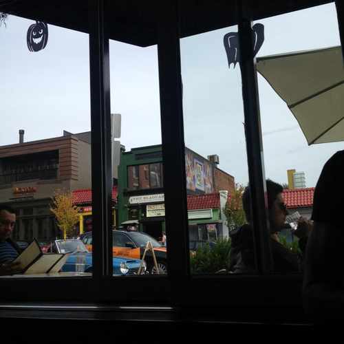 photo of 18th & U Duplex Diner at 2004 18th Street Northwest Washington DC 20009