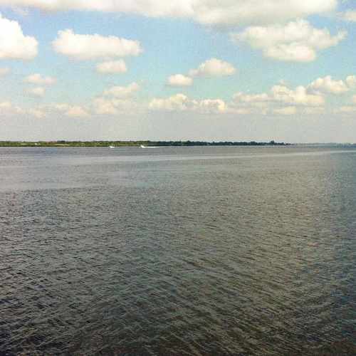 photo of Tarpon Pointe Grill & Tiki Bar at 230 6th Street Northeast Bradenton FL 34208
