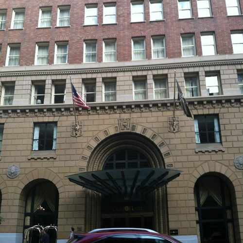 photo of Bob's Steak & Chophouse at 315 Montgomery Street San Francisco CA 94104