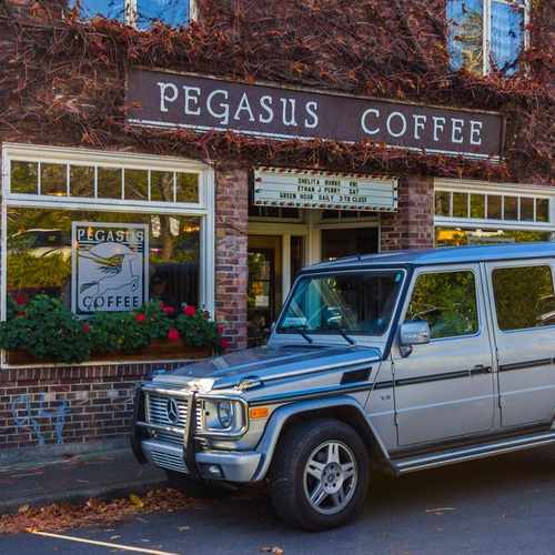 photo of Pegasus Coffee House at 131 Parfitt Way Southwest Bainbridge Island WA 98110