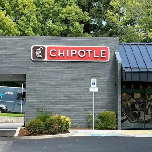 photo of Chipotle Mexican Grill at 16200 Southwest Pacific Highway Tigard OR 97224