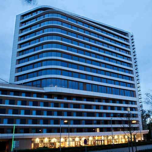 photo of Hampton by Hilton Munich City Center East at 71 Hermann-Weinhauser-Straße München BY Germany