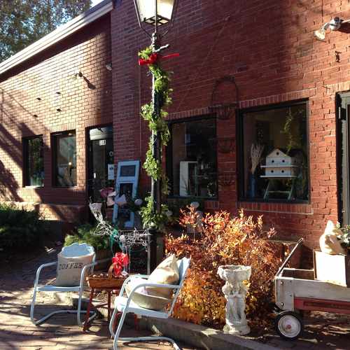 photo of Ivy Lane at 31 Pleasant Street Newburyport MA 01950