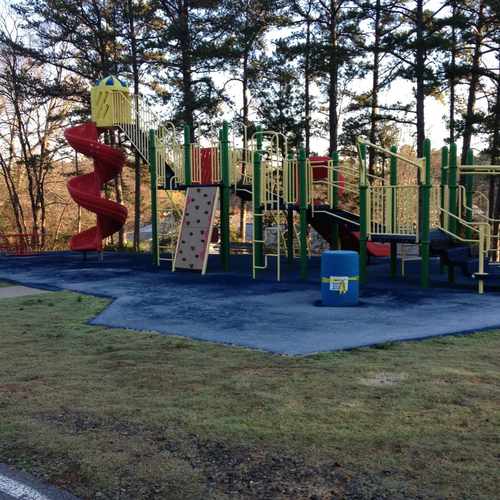 photo of Neighborhood Playground at 8 Rockledge Place Maumelle AR 72113