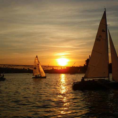 photo of Lake Union Charters & Adventures at 2420 Westlake Avenue North Seattle WA 98109