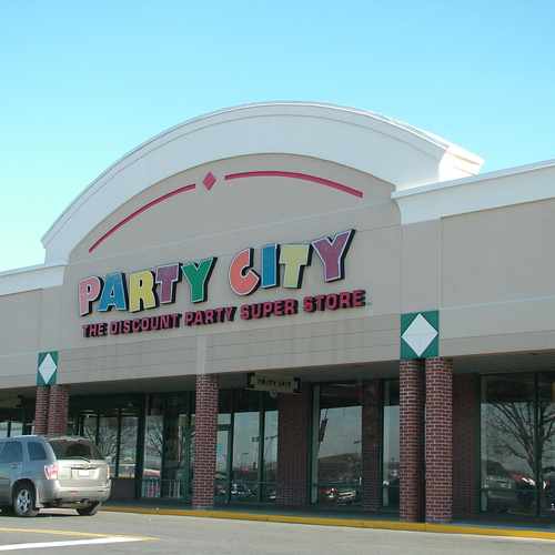 photo of Penn-Mar Shopping Center at 3136 Donnell Drive Forestville MD 20747