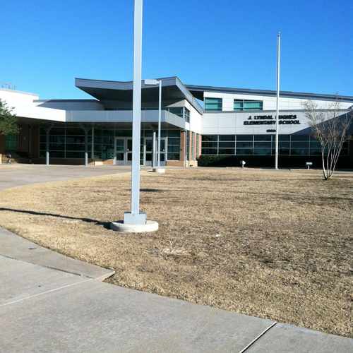 photo of J Lyndal Hughes Elementary School at 13824 Lost Spurs Road Roanoke TX 76262