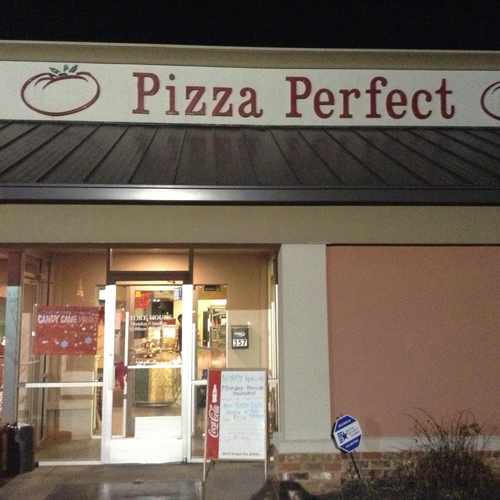 photo of Pizza Perfect Bellevue at 718 Bellevue Road Nashville TN 37221