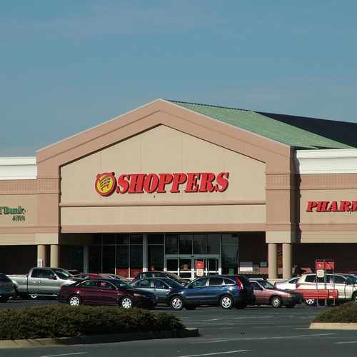 photo of Shoppers Food & Pharmacy at 2950 Donnell Drive Forestville MD 20747