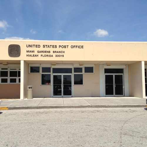 photo of US Post Office Miami Gardens Branch at 5922 Northwest 183rd Street Hialeah FL 33015