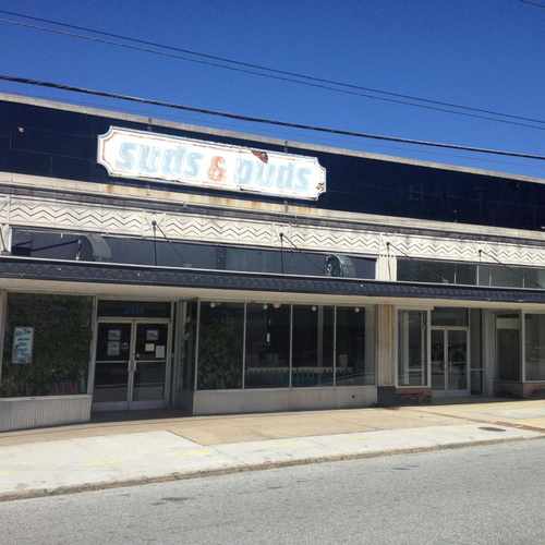 photo of Suds & Duds at 2114 Walker Avenue Greensboro NC 27403