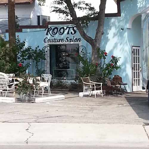 photo of Roots Couture Salon at 527 South Pineapple Avenue Sarasota FL 34236