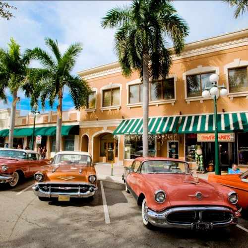 photo of Downtown Hollywood at 1939 Hollywood Boulevard Hollywood FL 33020