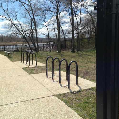 photo of Kingman and Heritage Islands at Heritage Island Trail Washington DC 20002