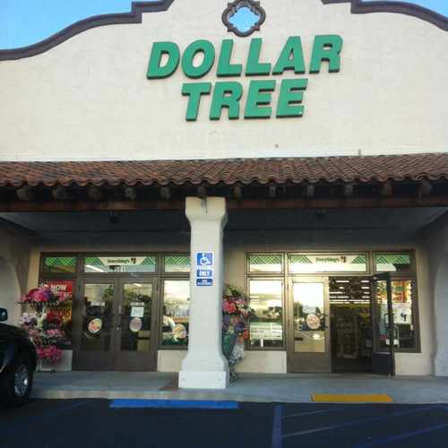 photo of Dollar Tree at 1090 East Vista Way Vista CA 92084