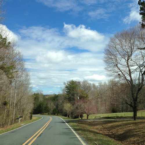 photo of Lake Mackintosh Marina at 2704 Huffman Mill Road Burlington NC 27215