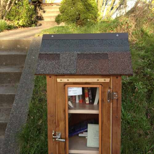 photo of 8th Ave. NW Mini Library at 718 Northwest 73rd Street Seattle WA 98117
