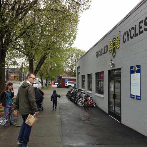 photo of Recycled Cycles at 1109 North 35th Street Seattle WA 98103