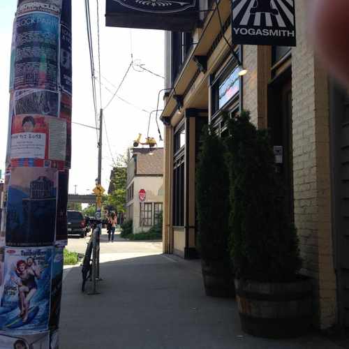 photo of Jules Maes Saloon & Eatery at 5919 Airport Way South Seattle WA 98108