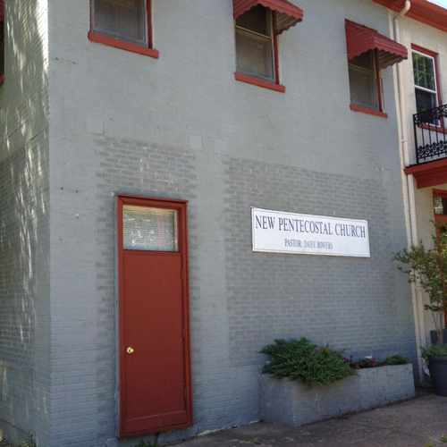 photo of New Pentecostal Church at 809 Pendleton Street Alexandria VA 22314
