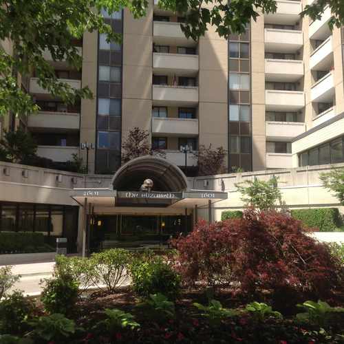 photo of The Elizabeth Condominium Apartments at 4601 North Park Avenue Indianapolis IN 46205
