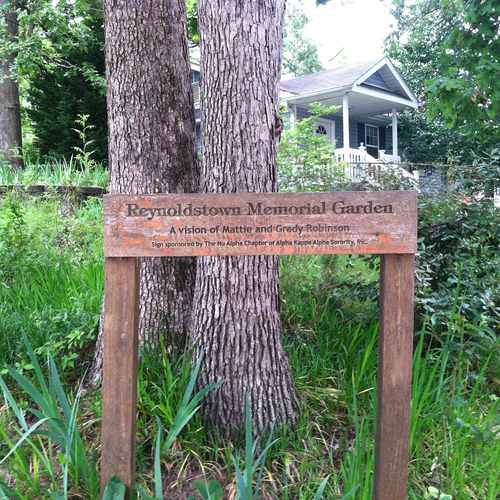 photo of Reynoldstown Memorial Garden at 80 Esten Street Southeast Atlanta GA 30316