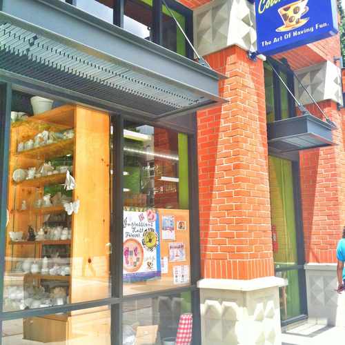 photo of Color Me Mine at 81 South Fair Oaks Avenue Pasadena CA 91105