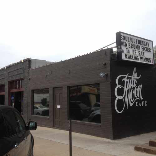 photo of Full Moon Cafe at 1525 East 15th Street Tulsa OK 74120