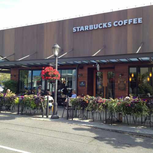 photo of Starbucks at 4634 26th Avenue Northeast Seattle WA 98105