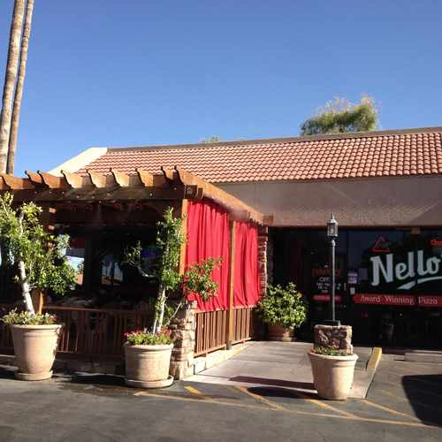 photo of Nello's Pizza Mesa at 2930 South Alma School Road Mesa AZ 85210