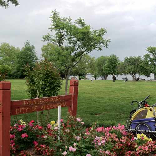 photo of Founders Park at 351 North Union Street Alexandria VA 22314