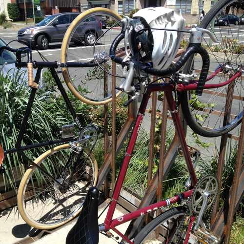 photo of Manifesto Bicycles at 421 40th Street Oakland CA 94609